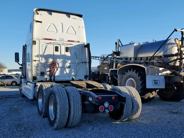 1FUJGLBG5CSBM7009 - 2012 FREIGHTLINER CASCADIA 1 WHITE photo 3