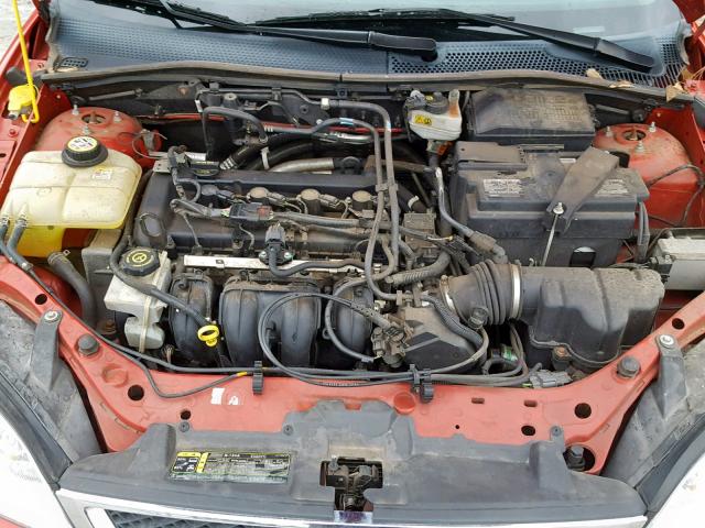 1FAHP37N16W177105 - 2006 FORD FOCUS ZX5 RED photo 7