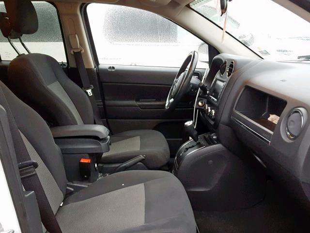 1J4NF1FB4BD278330 - 2011 JEEP COMPASS SP 白色 照片 5