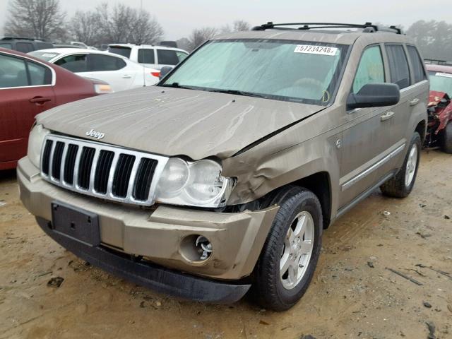 1J8HR58275C643827 - 2005 JEEP GRAND CHER TAN photo 2