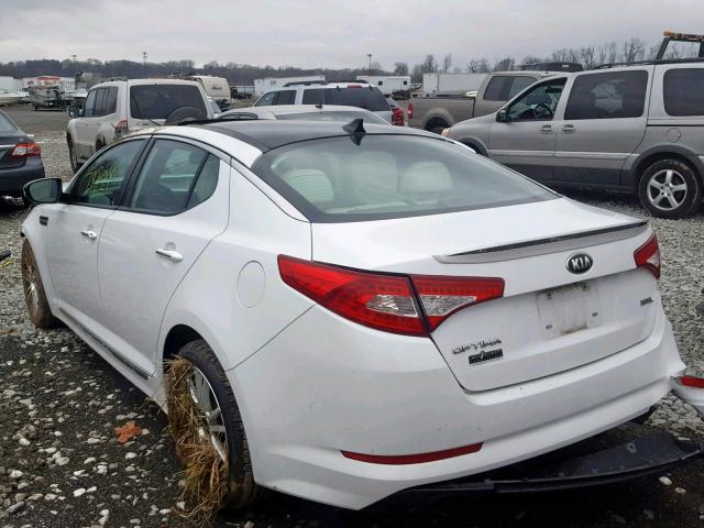 5XXGR4A60DG192443 - 2013 KIA OPTIMA SX WHITE photo 3