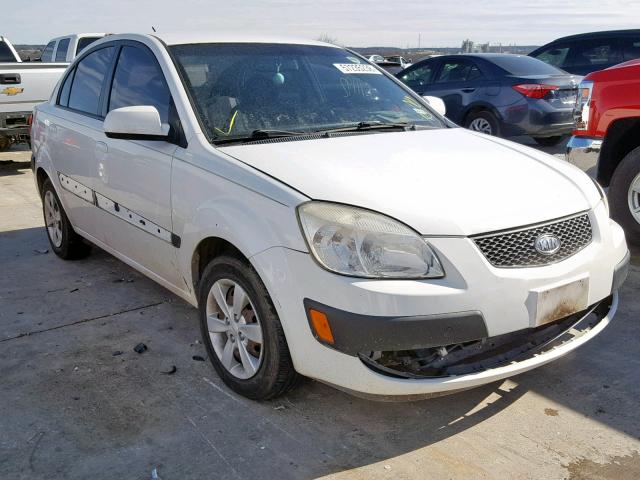 KNADE123786360405 - 2008 KIA RIO BASE WHITE photo 1