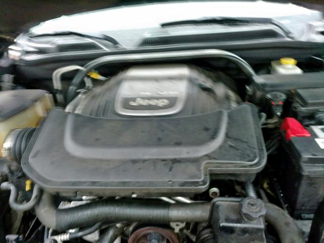 1J8HG68287C618210 - 2007 JEEP COMMANDER BLACK photo 7