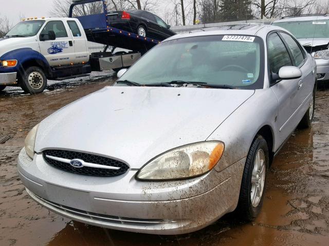 1FAFP56S42A116347 - 2002 FORD TAURUS SEL SILVER photo 2