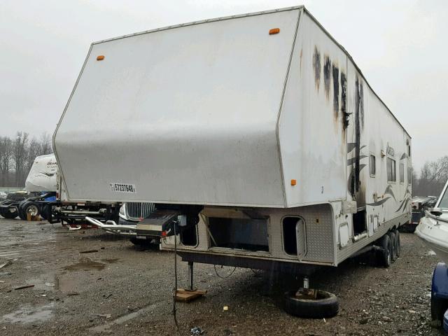 4XTFN38365C559018 - 2005 WAND TRAILER WHITE photo 2