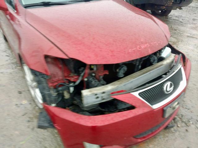 JTHBK262975048972 - 2007 LEXUS IS 250 RED photo 9