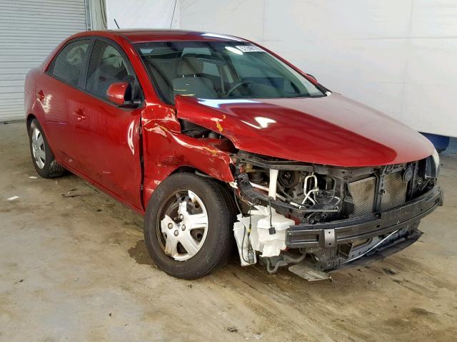 KNAFU4A21B5379650 - 2011 KIA FORTE EX RED photo 1