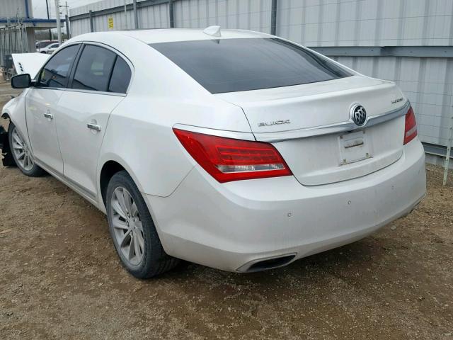 1G4GB5G33GF173858 - 2016 BUICK LACROSSE WHITE photo 3