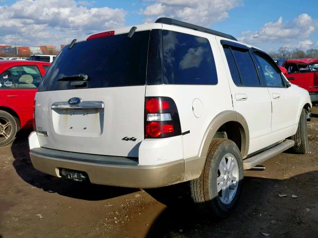 1FMEU7EE8AUA70648 - 2010 FORD EXPLORER E WHITE photo 4