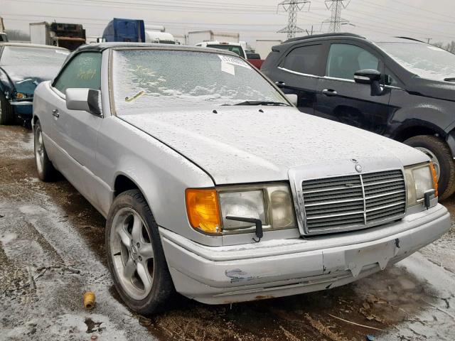 WDBEA66E4PB945426 - 1993 MERCEDES-BENZ 300 CECV SILVER photo 1