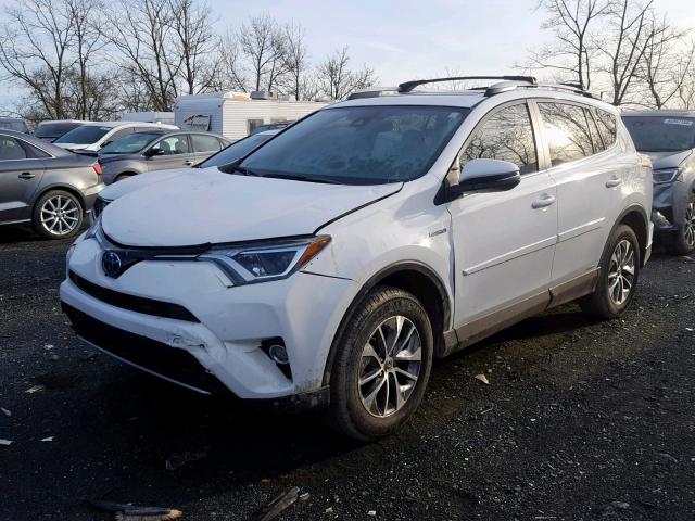 JTMRJREV8HD068547 - 2017 TOYOTA RAV4 HV LE WHITE photo 2