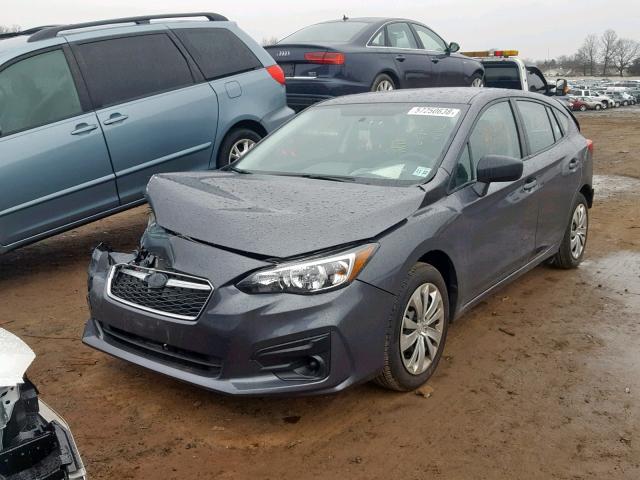 4S3GTAA66J3704296 - 2018 SUBARU IMPREZA GRAY photo 2