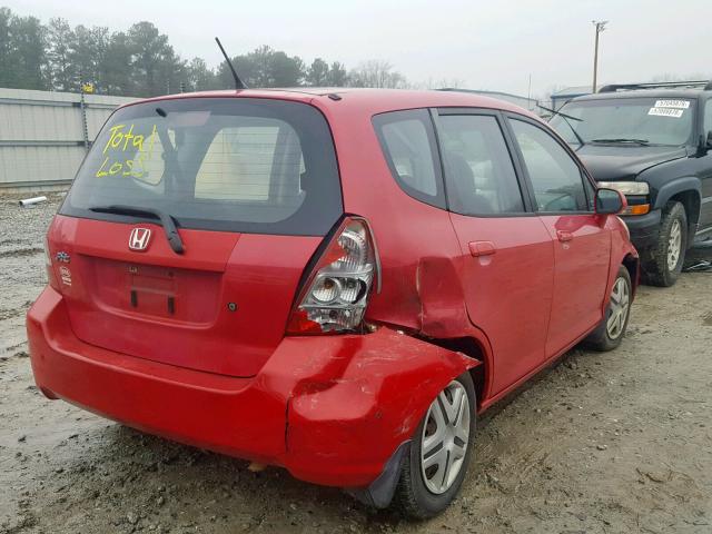 JHMGD38408S043456 - 2008 HONDA FIT RED photo 4