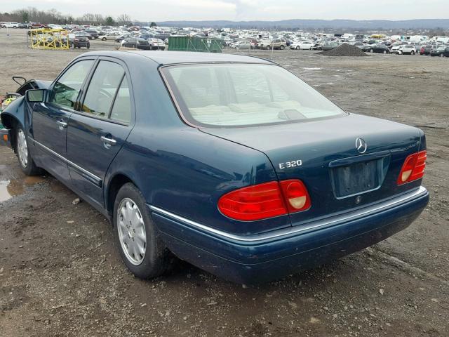 WDBJF65F7WA672092 - 1998 MERCEDES-BENZ E 320 GREEN photo 3