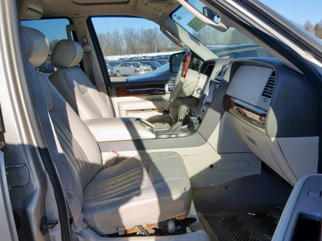 5LMFU28R64LJ10254 - 2004 LINCOLN NAVIGATOR GOLD photo 5