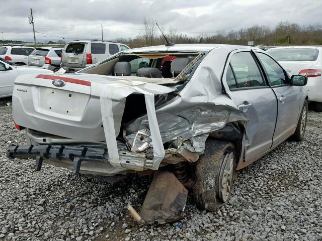 3FAHP0GA2CR292452 - 2012 FORD FUSION S SILVER photo 4