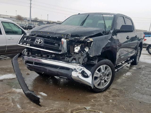 5TFDM5F13CX035842 - 2012 TOYOTA TUNDRA CRE BLACK photo 2