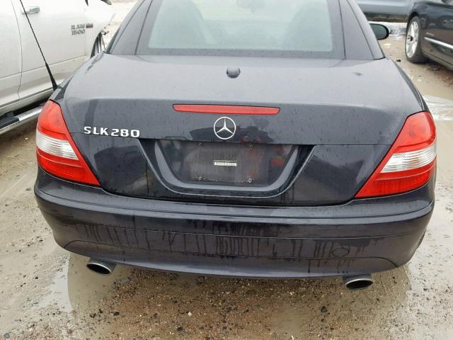 WDBWK54F47F150098 - 2007 MERCEDES-BENZ SLK 280 BLACK photo 6