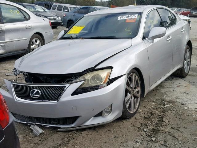 JTHBK262472029909 - 2007 LEXUS IS 250 SILVER photo 2