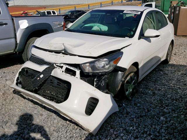 3KPA24AB7JE137449 - 2018 KIA RIO LX WHITE photo 2