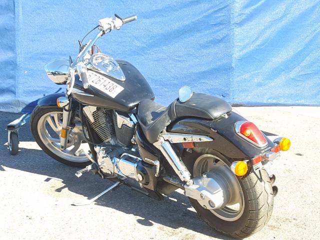 1HFSC55006A200021 - 2006 HONDA VTX1300 C BLACK photo 3