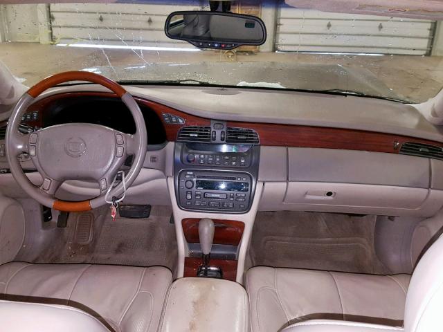 1G6KF57952U165355 - 2002 CADILLAC DEVILLE DT BEIGE photo 9