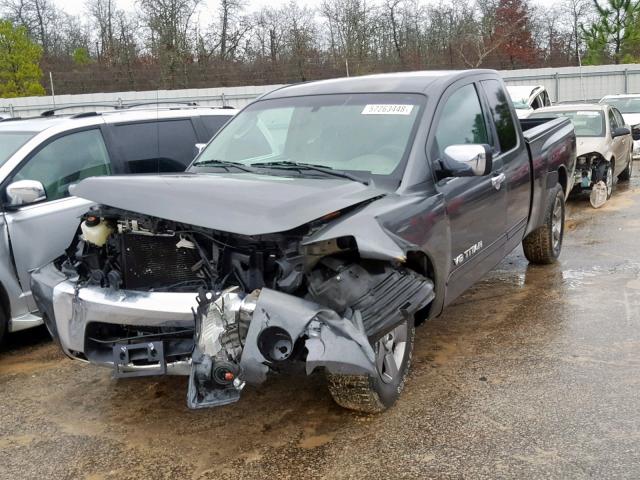 1N6BA06A85N531606 - 2005 NISSAN TITAN XE SILVER photo 2