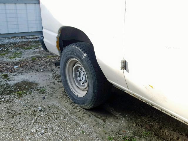 1FTNE24212HB44871 - 2002 FORD ECONOLINE WHITE photo 10