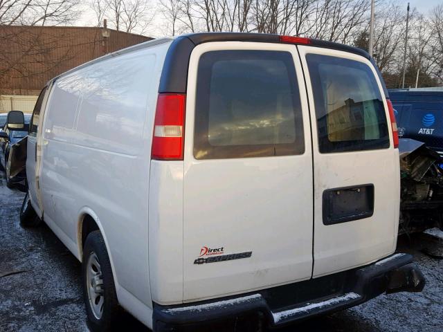 1GCFG15X391144926 - 2009 CHEVROLET EXPRESS G1 WHITE photo 3