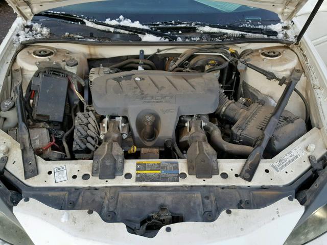 2G2WP552861309651 - 2006 PONTIAC GRAND PRIX WHITE photo 7