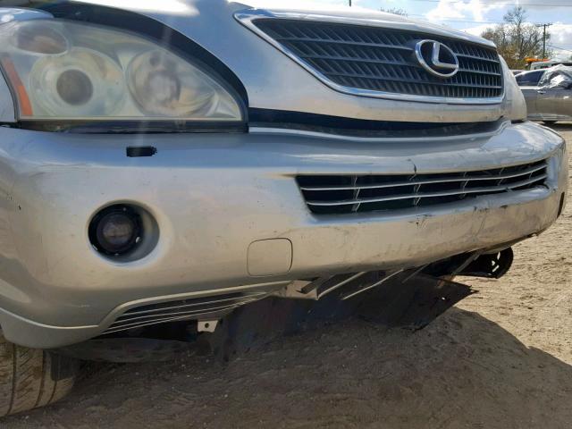 JTJGW31U672004081 - 2007 LEXUS RX 400H SILVER photo 9