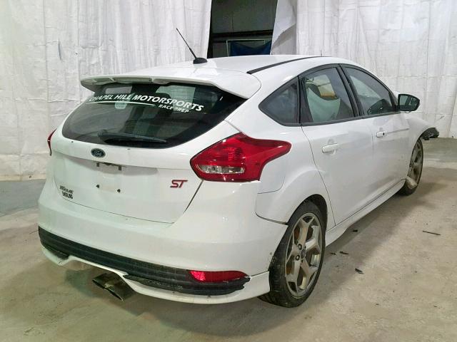 1FADP3L96HL243238 - 2017 FORD FOCUS ST WHITE photo 4