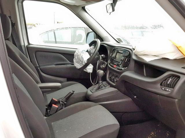 ZFBERFAB4H6E10829 - 2017 RAM PROMASTER 白色 照片 5