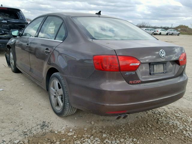 3VWLL7AJ9CM065111 - 2012 VOLKSWAGEN JETTA TDI BROWN photo 3