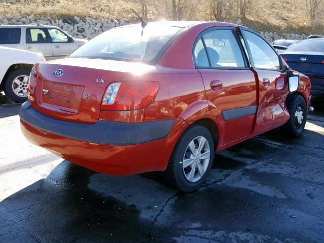 KNADE123766175039 - 2006 KIA RIO RED photo 4