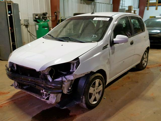 KL1TD6DE6BB229551 - 2011 CHEVROLET AVEO LS WHITE photo 2