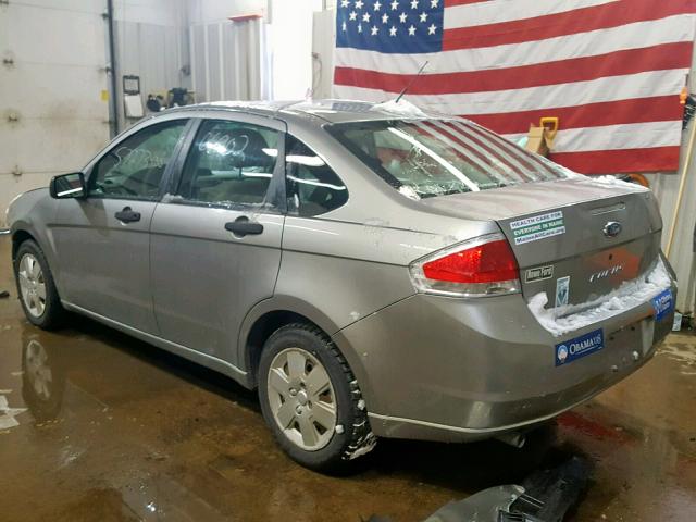 1FAHP34N88W259436 - 2008 FORD FOCUS S/SE SILVER photo 3