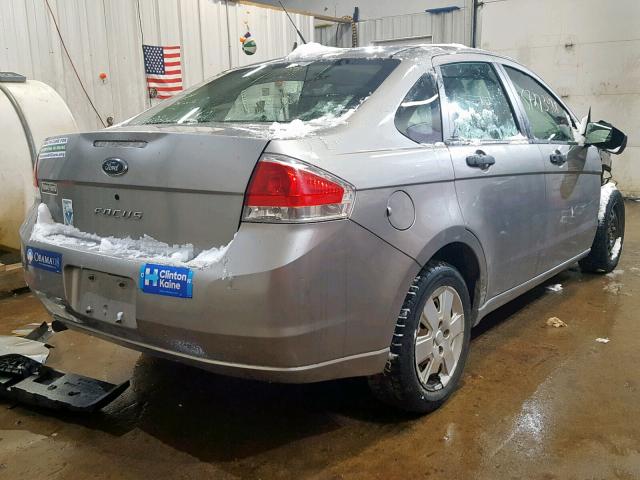 1FAHP34N88W259436 - 2008 FORD FOCUS S/SE SILVER photo 4