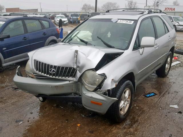 JT6HF10UXX0062176 - 1999 LEXUS RX 300 SILVER photo 2