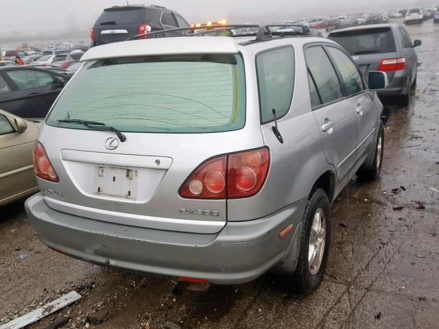 JT6HF10UXX0062176 - 1999 LEXUS RX 300 SILVER photo 4