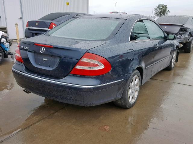 WDBTJ65J34F092348 - 2004 MERCEDES-BENZ CLK 320C BLUE photo 4