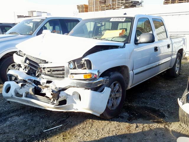 2GTEC13TX41432629 - 2004 GMC NEW SIERRA WHITE photo 2