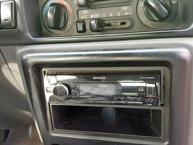 4S6DM58W224400782 - 2002 HONDA PASSPORT E ვერცხლისფერი ფოტო 9