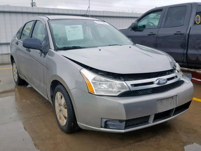 1FAHP34N68W162946 - 2008 FORD FOCUS S/SE GRAY photo 1