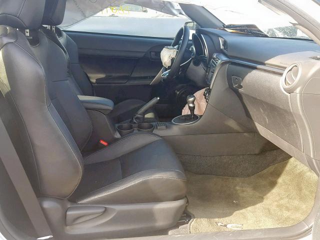 JTKJF5C71E3087253 - 2014 TOYOTA SCION TC თეთრი ფოტო 5