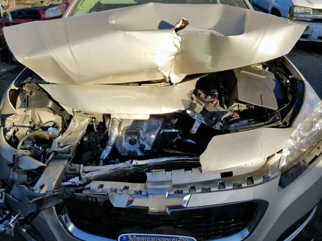 1G11C5SL5FF122786 - 2015 CHEVROLET MALIBU 1LT ოქროსფერი ფოტო 7