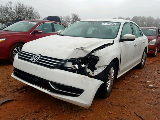 1VWAT7A39EC065168 - 2014 VOLKSWAGEN PASSAT S WHITE photo 2