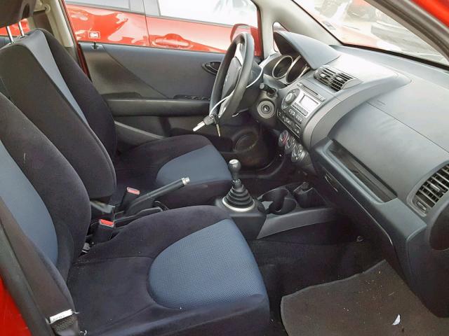 JHMGD37418S010449 - 2008 HONDA FIT RED photo 5