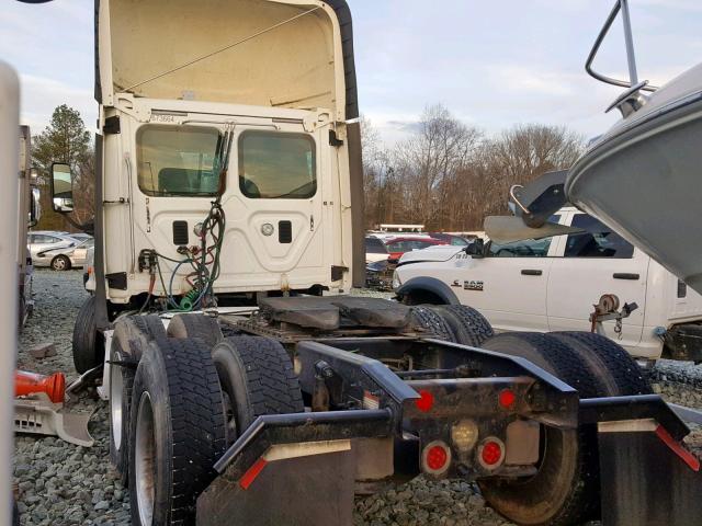 3AKJGEBG6ESFL0891 - 2014 FREIGHTLINER CASCADIA 1 WHITE photo 3