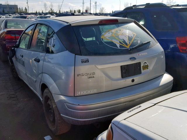 1FAFP37N87W275346 - 2007 FORD FOCUS ZX5 SILVER photo 3